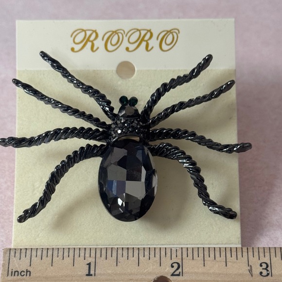 Black Spider Brooch Pin Crystal - Picture 4 of 6